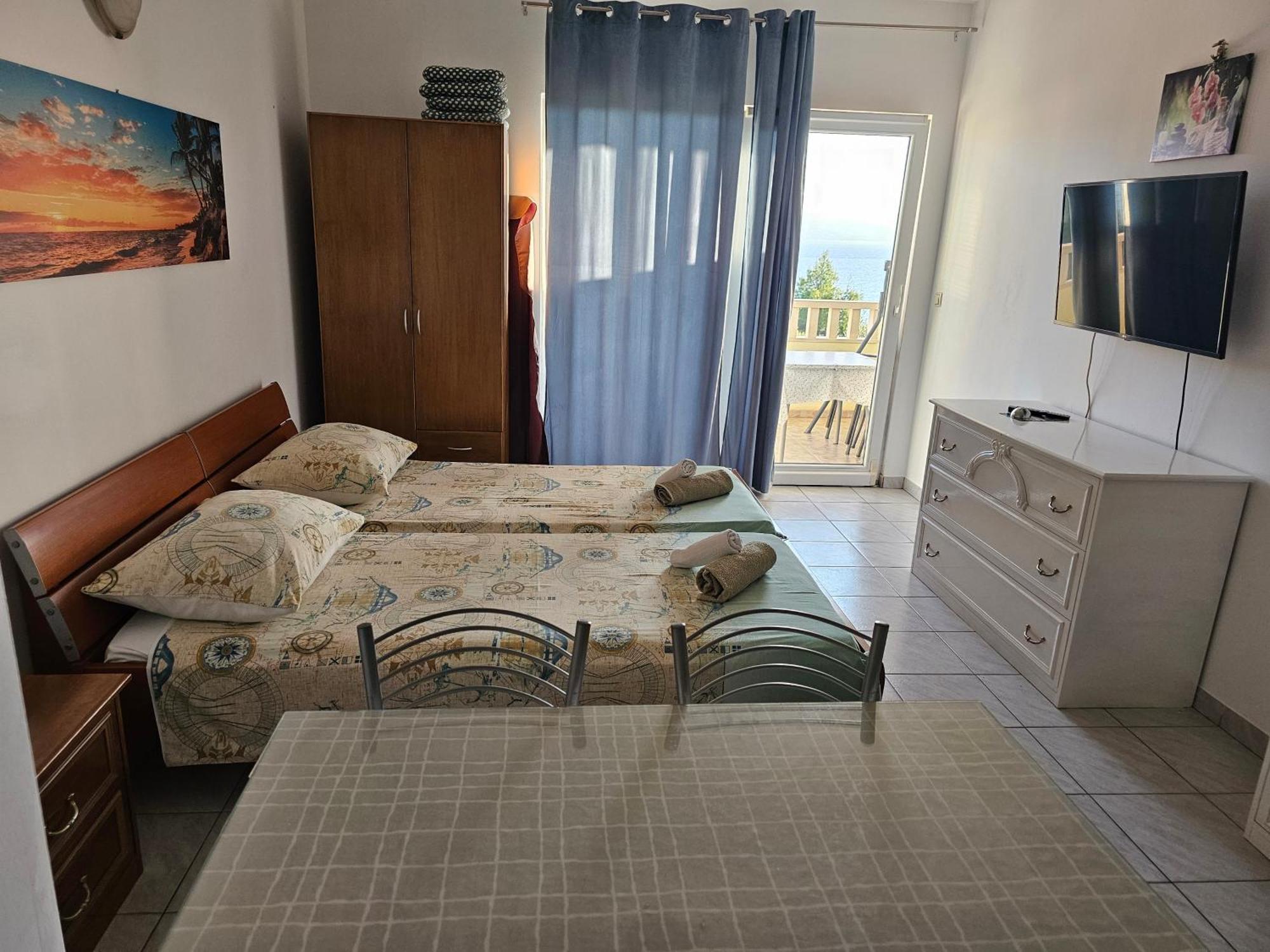 Apartments Zemunik Omis Luaran gambar