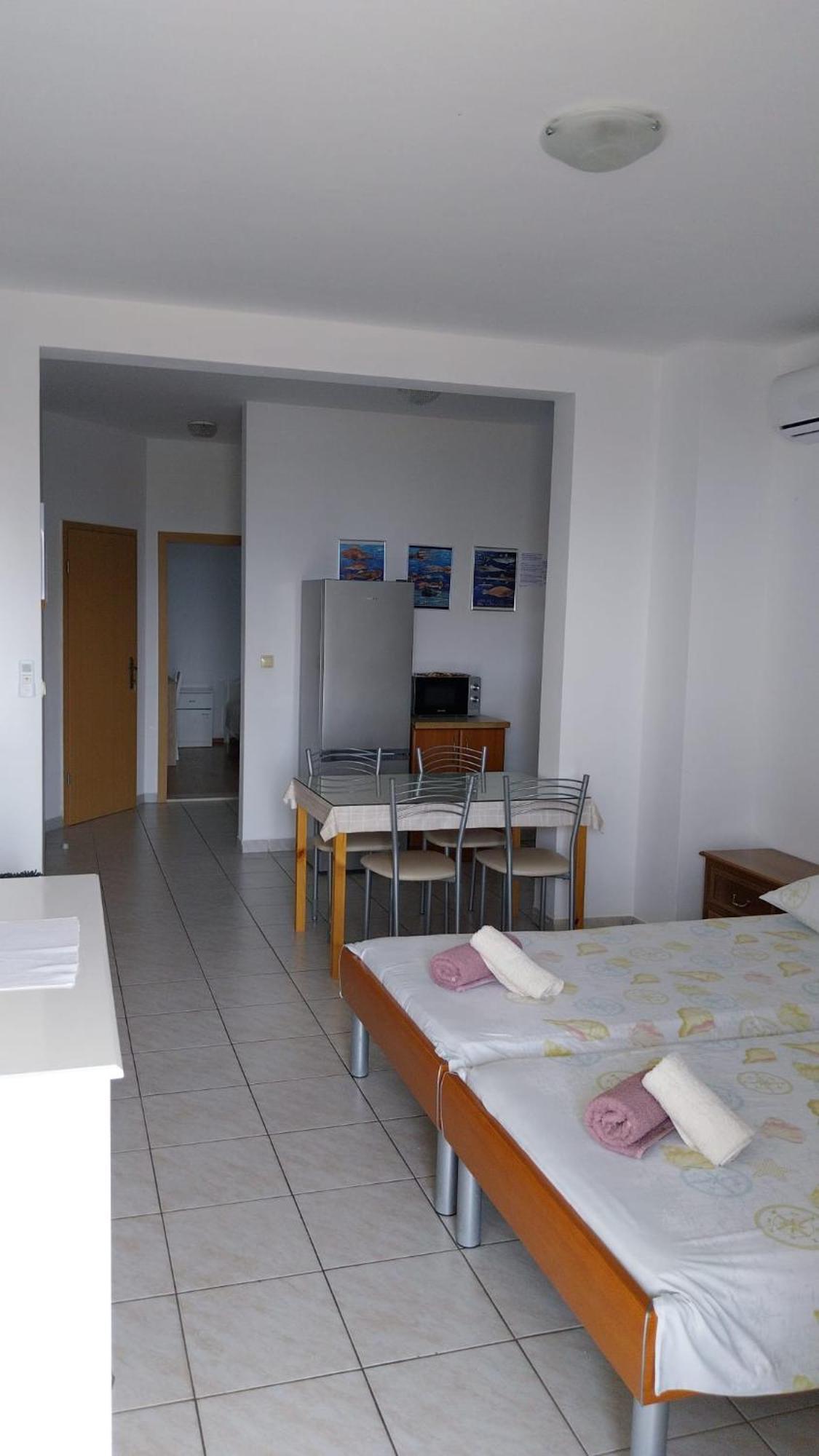 Apartments Zemunik Omis Luaran gambar