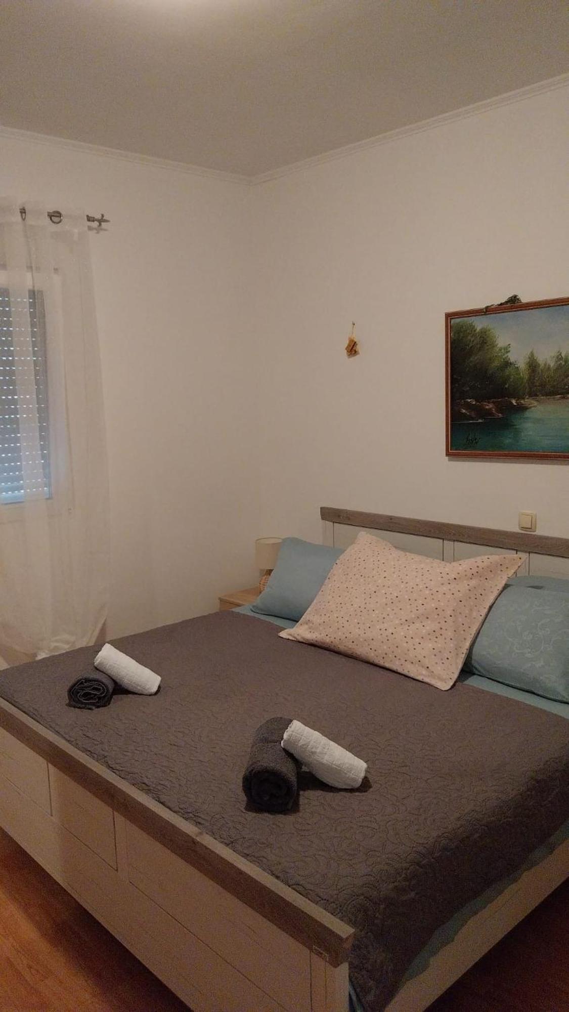 Apartments Zemunik Omis Luaran gambar